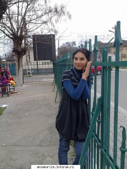 hii si jumatate aproape dar e vb pe pc,sa ma plimb cu rolele,sa ask :hi: 
id e vechi... :d  ;)  :hi:
